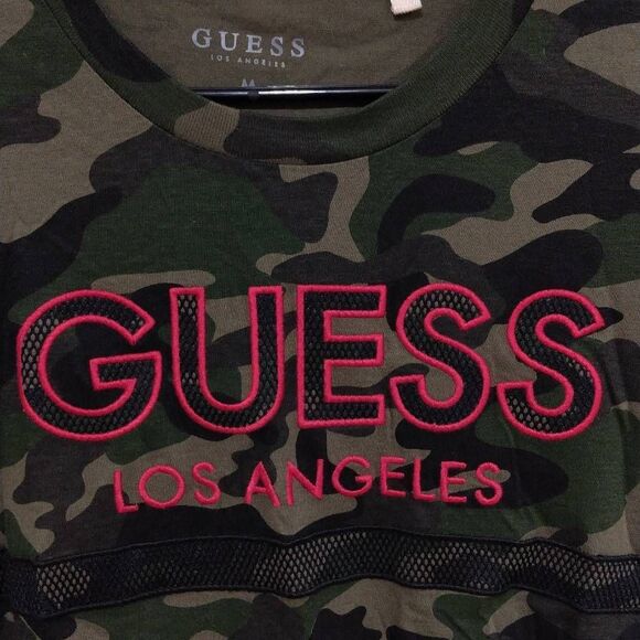 Guess Los Angeles Camo T-shirt Medium - Picture 1 of 10